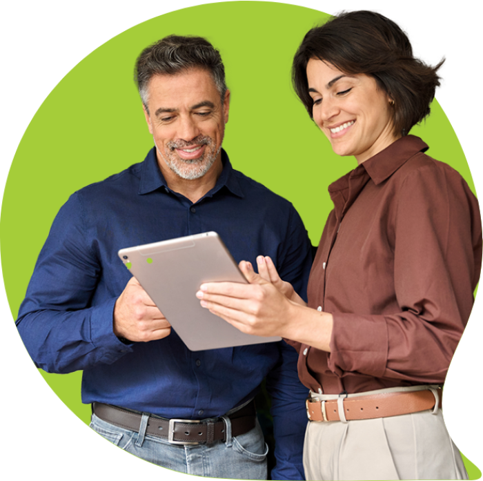 discussing price with mover